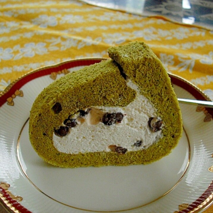 ふわふわでダレない生クリームの抹茶ロールケーキ レシピ 作り方 By えびちり君 楽天レシピ ふわふわでダレない生クリームの抹茶ロールケーキ レシピ 作り方 By えびちり君 楽天レシピ